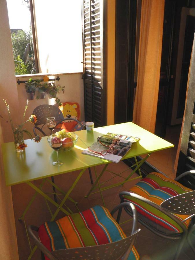 Apartment Suzy With Private Parking Fazana Bagian luar foto